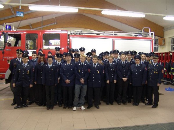 Gruppenbild Teilnehmer Truppmannlehrgang