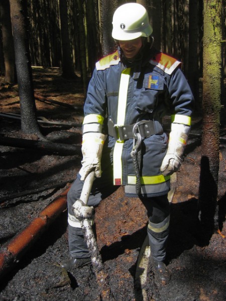 Waldbrand Forst, Knoten im Schlauch