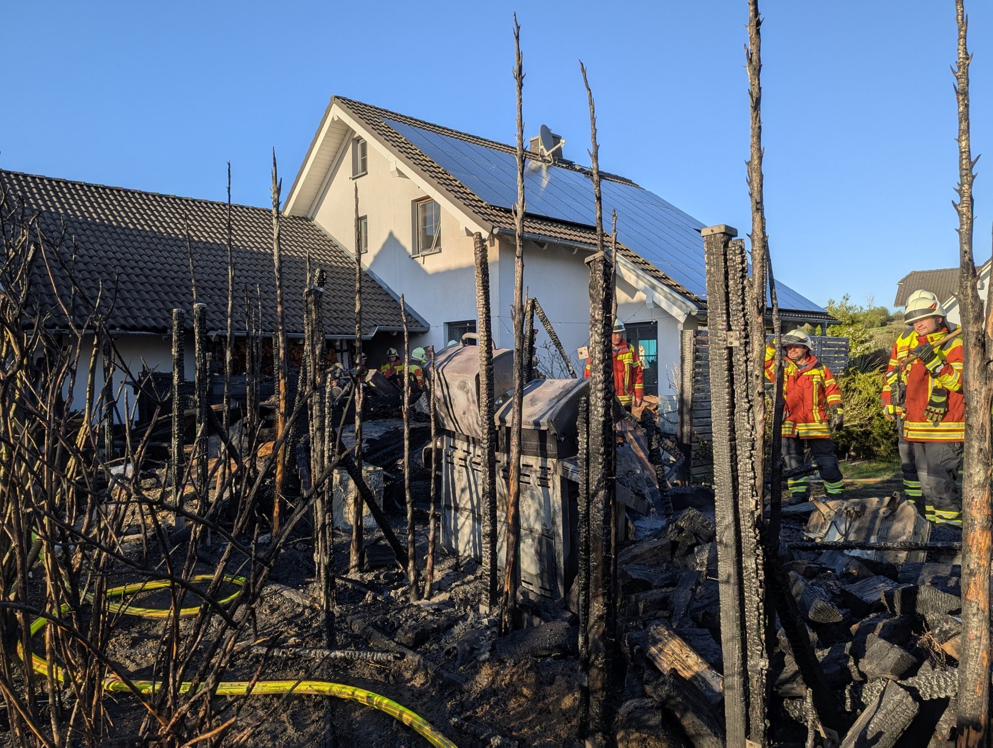 Brand Gartenhütte